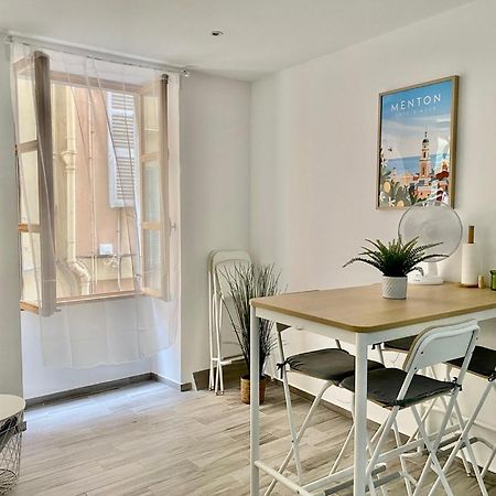 Historical Rue Longue Apartamento Menton Exterior foto
