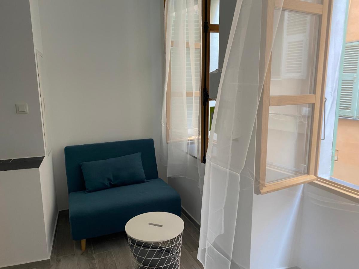 Historical Rue Longue Apartamento Menton Exterior foto